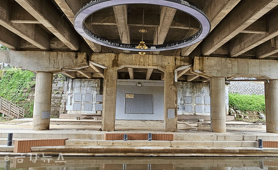 제민천 왕릉교 ’바람의 쉼터‘ 공공시설물
