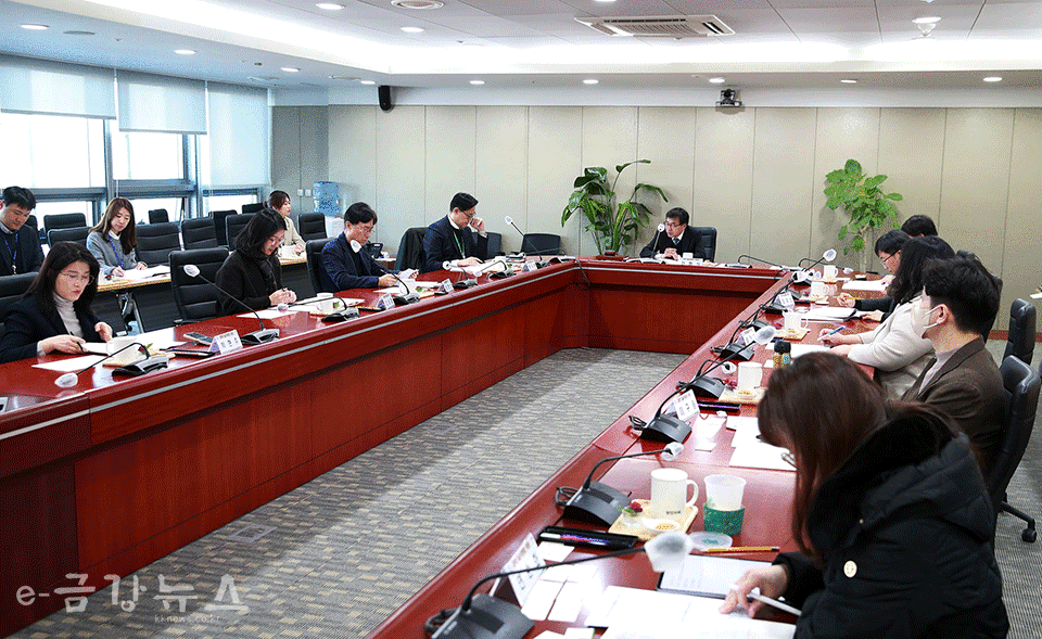 31일 전형식 정무부지사 주재로 열린 충청남도과학기술위원회 회의 개최 모습