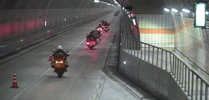 오토바이 동호회 위반 영상장면 